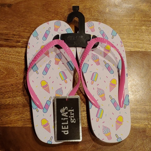 delias platform flip flops